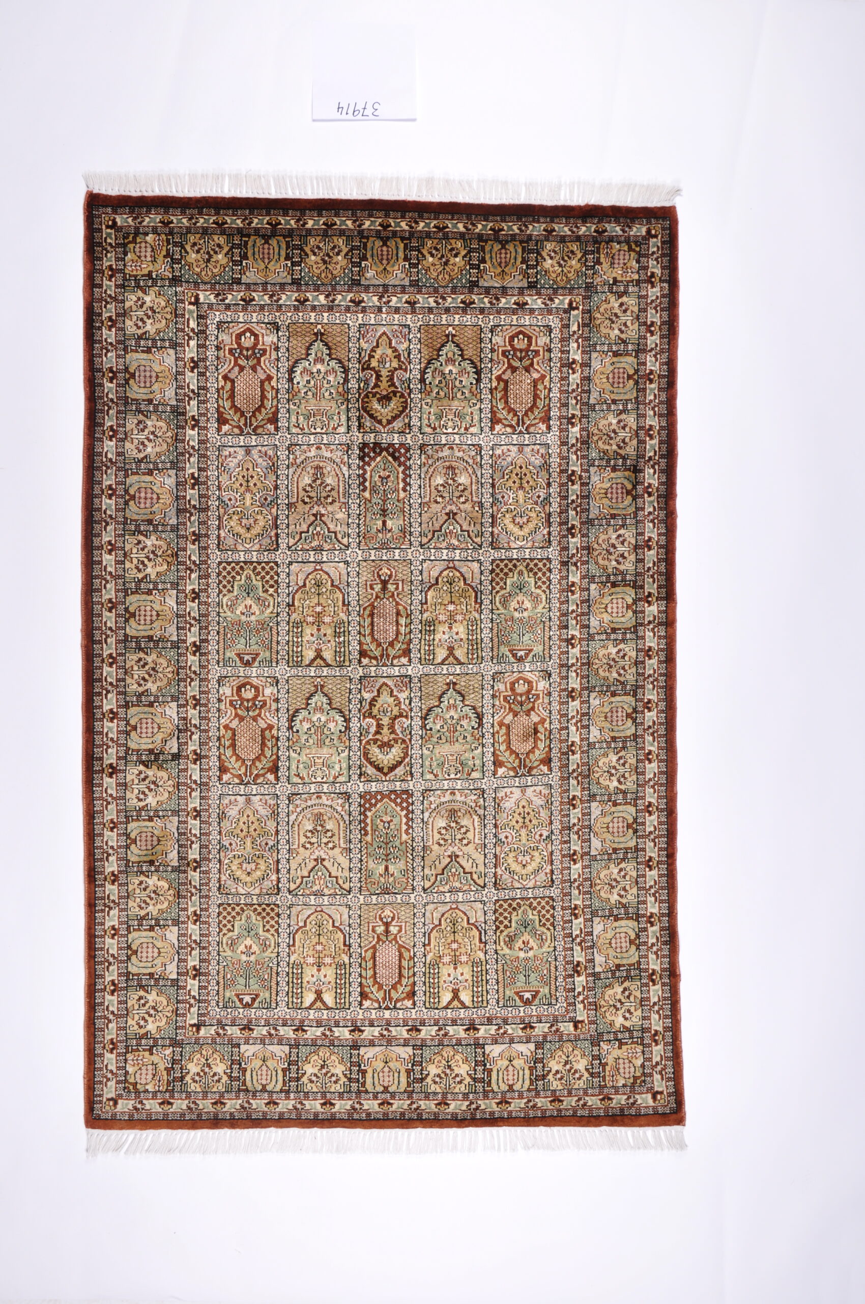 BAKHTIARI - INDIAN TRADITIONAL HANDKNOTTED CARPET 122 x 191 cm